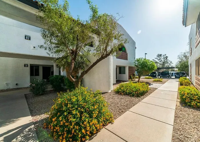 37a- Modern 1bd W Heated Pool Casa Grande