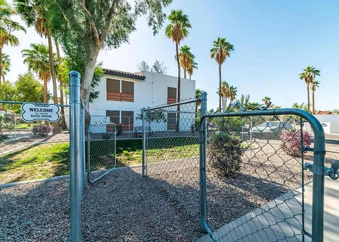 37a- Modern 1bd W Heated Pool * Casa Grande