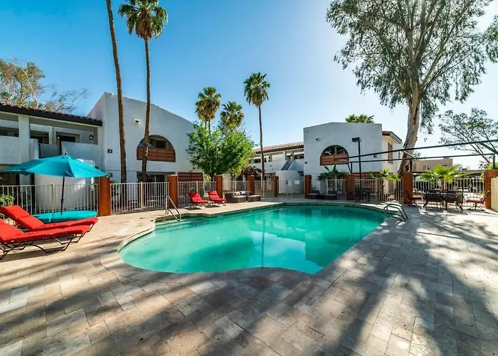 37a- Modern 1bd W Heated Pool Holiday home Casa Grande